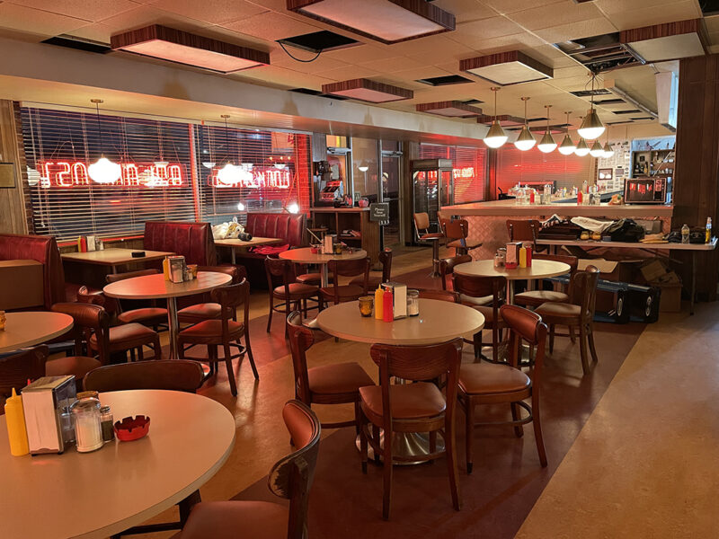 Wolfies Diner
