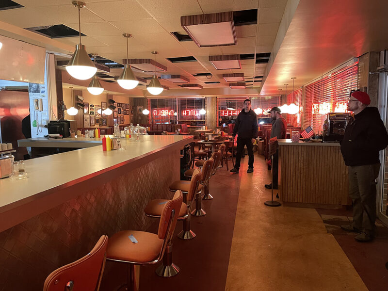 Wolfies Diner